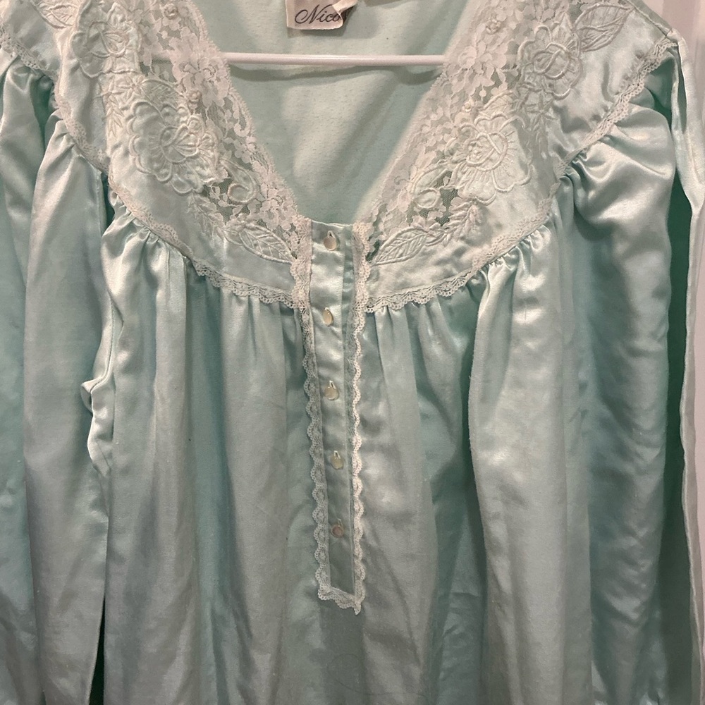 L nightgown